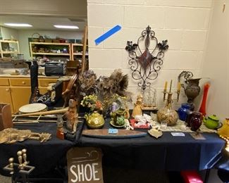 Maggie’s desk items