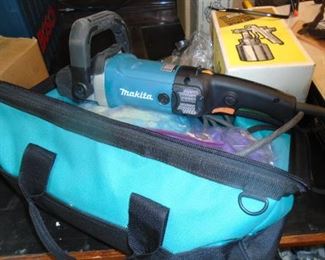 MAKITA ANGLE GRINDER