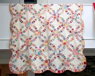 Double Wedding Ring Quilt