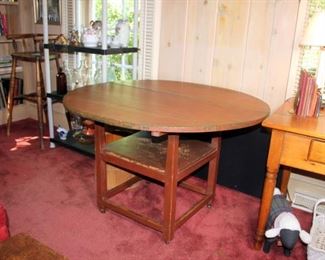 Tilt Top Table that Transforms to Bench