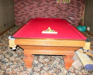 Brunswick Heritage Pool Table with Accessories