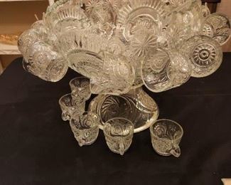 Vintage Punch bowl on stand w ladle and 19 cups