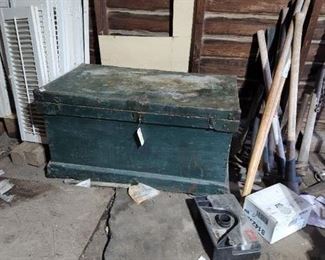 1900s Carpenters Tool Chest