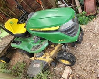 John Deere X350, runs perfectly, 274 hours