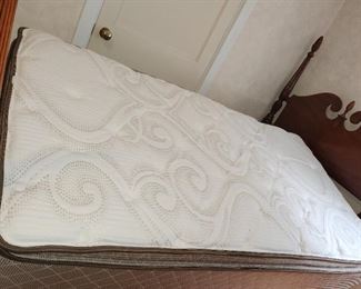 Hampton and Rhodes HR440 mattresses, perfect condition