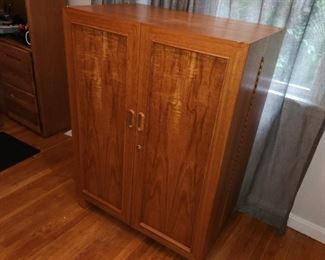 folding "Magic Box" desk