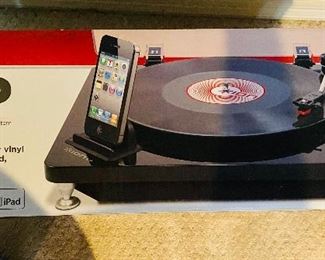 ION turntable conversion center for IPad , IPod, IPhone