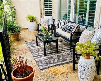 4 piece patio set includes seat cushions
