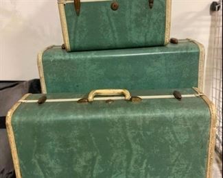 Samsonite 3 piece vintage luggage