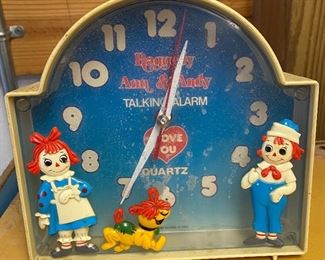 Raggedy Ann and Andy Talking Alarm (Battery Lid Missing)
