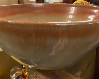 Large Cole Pottery Bowl (Colonial Cream)