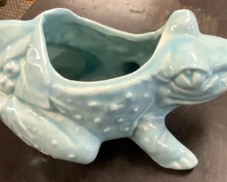 McCoy Frog Planter