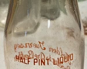 ACL Clear Springs Farm Half Pint Concord-Kannapolis Milk Bottle