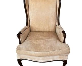 $100 - Luxe Velvet Upholstered Queen Anne Chair ES99-10                                                                                                         The luxury of velvet. Great way to add a little elegance to a room. The muted beige tone of the velvet is perfect to blend with any color palette. Classic styling!

Length : 27
Width : 25
Height : 33

LOCAL PICK UP MCLEAN, VA. SHIPPING SUGGESTIONS AVAILABLE UPON REQUEST.