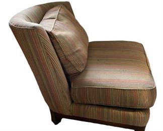 $100 - Bernhardt Striped Upholstered Chair ES99-27     Fully upholstered chair with beautiful, sleek curved back. Exposed wood legs

Length : 32
Width : 32
Height : 33

Local pickup Vienna VA.  Contact us for shipper suggestions.