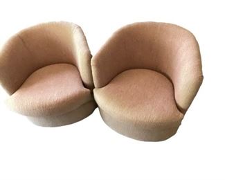 $150 - Pair of Lane Bucket Swivel Chairs MF95-23Description : ( 2 ) vintage swivel tub armchairs. These lounge chairs are upholstered in comfortable pale pink boucle type fabric. Swivel bases give added functionality, perfect chairs for any entertainment space.


Item Number : 95-23

Category : Chairs

Brand : Lane

Local Pick up McLean, VA.  Contact us for shipper suggestions.

Condition Desc. : Good Condition - Needs Cleaning
Location : McLean VA

Measurements

Length : 29
Width : 32
Height : 27