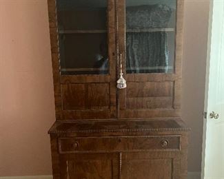 Mid 19 th Century Secretary