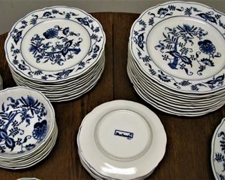 Blue Danube Dishes Set Japan