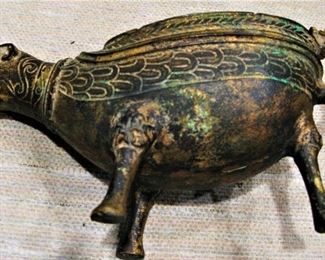 Chinese Antique Gold Gilded Bronze Wine Vessel