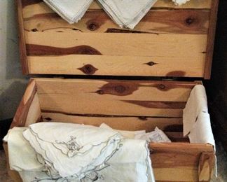 Small Cedar Chest / Vintage Linens