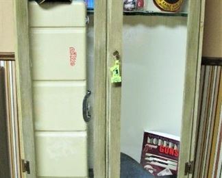 Gun Display Locked Cabinet