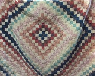 FULL SIZE PATCHWORK QUILT