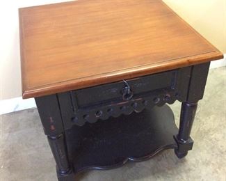 BLACK & BROWN END TABLE