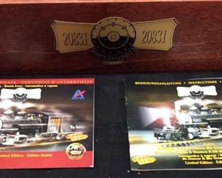 ACCUCRAFT LIVE STEAM ENGINE LOCOMOTIVE 
DENVER RIO GRANDE
G SCALE #473 20831 w PHOENIX SOUND SYSTEM
AND ORIGINAL WOOD CASE,