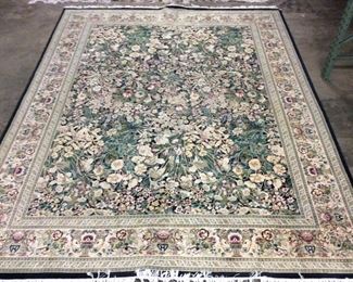 13’ BY 7’ HAND SPUN BEIGE/GREEN AREA