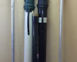 PAIR OF OARS & FISHING ROD CASES