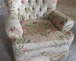 Vintage chairs (1 of 2)