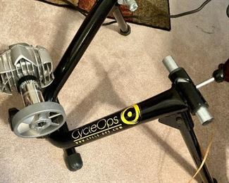 Indoor bike trainer