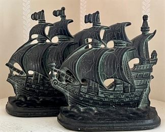 "Ship" Bookends