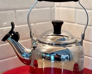 Le Creuset Kettle