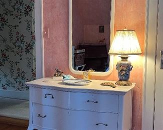 White Painted Serpentine Front Dresser & Mirror