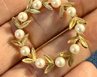 14K & Pearl Pin