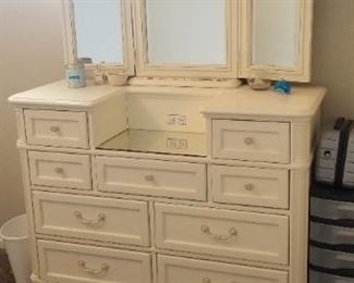 Smartstuff wired vanity