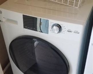 GE washer 24"