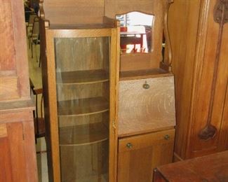 Oak secretary