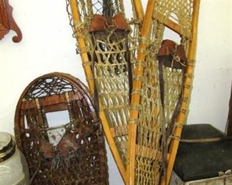vintage snowshoes