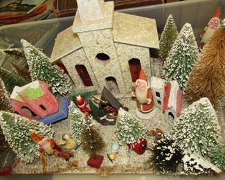 antique Christmas display / Santa Clauses