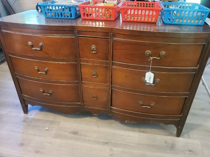 Lovely Lexington Heights Cottage Estate Sale starts on 8/27/2022