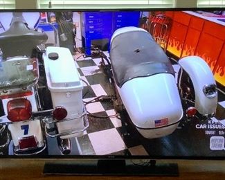 MACA200 Samsung 55 Smart TV