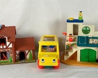 MACA205 Vintage Fisher Price Toys