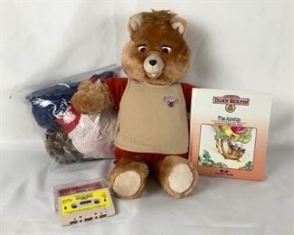 MACA209 Vintage Original Teddy Ruxpin