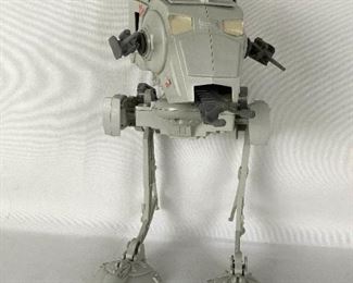 MACA215 1982 Vintage Star Wars ATST Scout Walker
