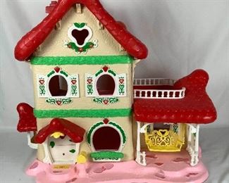 MACA221 Vintage Strawberry Shortcake Berry Happy Home