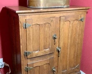 MACA306 Vintage Wood Ice Box refrigerator Copper Wash Tub
