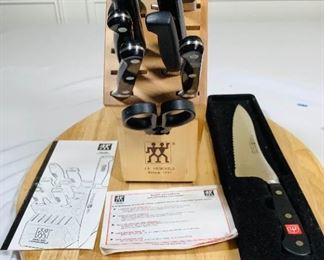 MACA315 Henckels Knives Wood Block