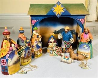 MACA316 Jim Shore Nativity With Stable Crche